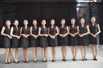 專業場合與個人服務中的禮儀規范概覽